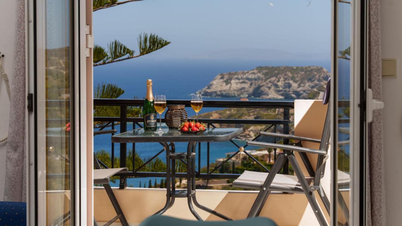Fnk Apartments With Sea View Agia Pelagia  Extérieur photo